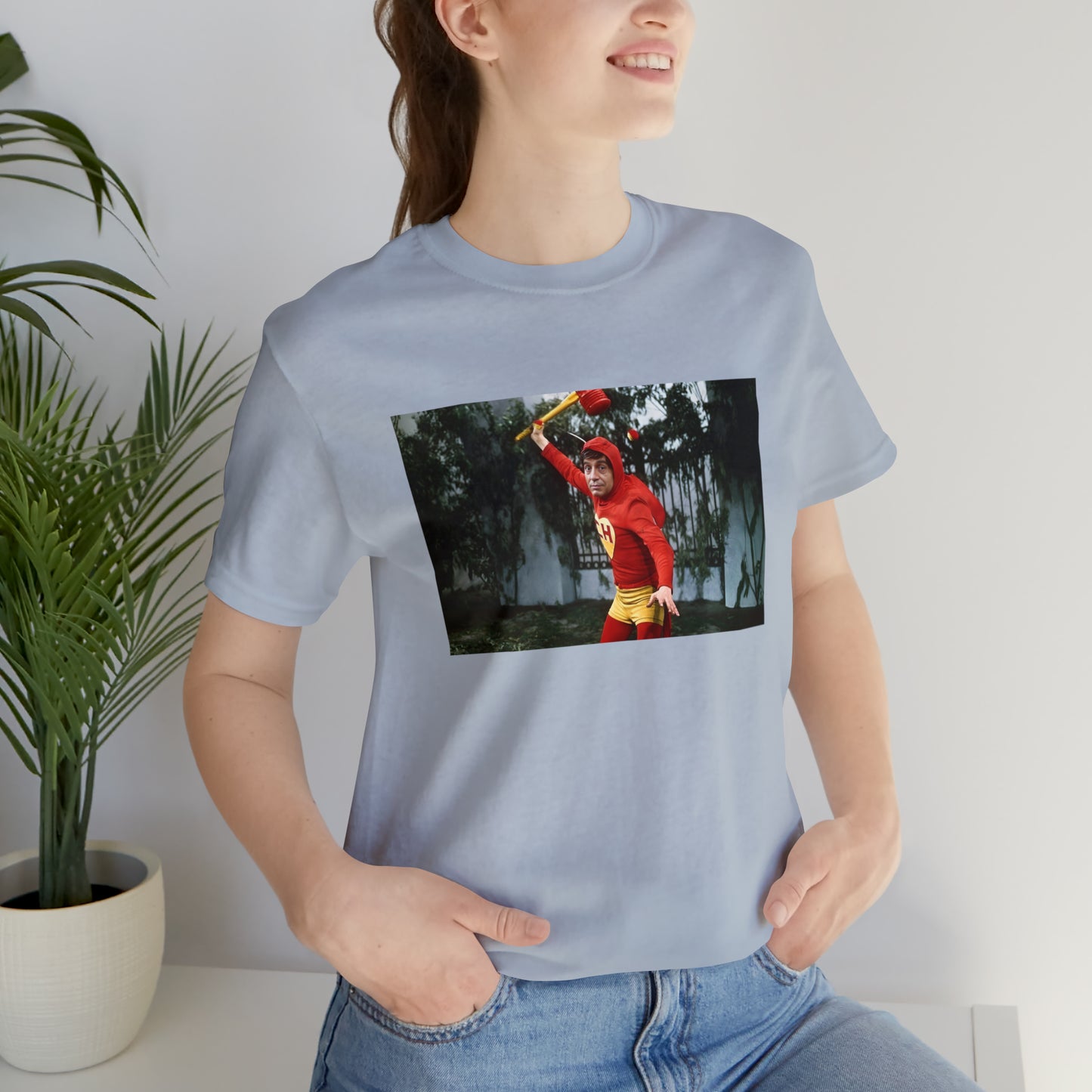 El Chapulin Colorado Unisex Jersey Short Sleeve Tee